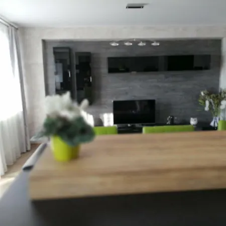 Apartment Chic *